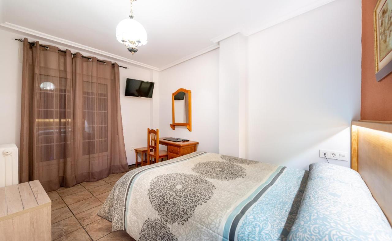 Tierra De La Reina Hotel Boca de Huérgano Kültér fotó