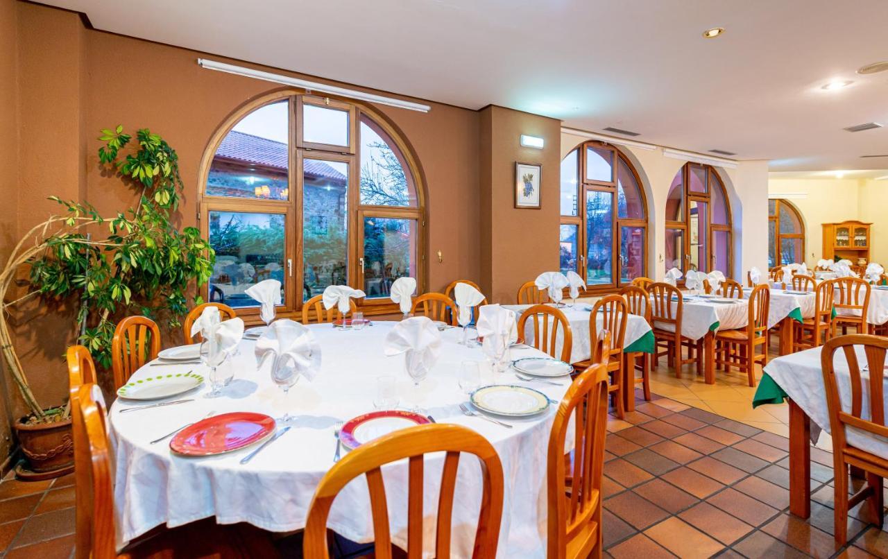 Tierra De La Reina Hotel Boca de Huérgano Kültér fotó