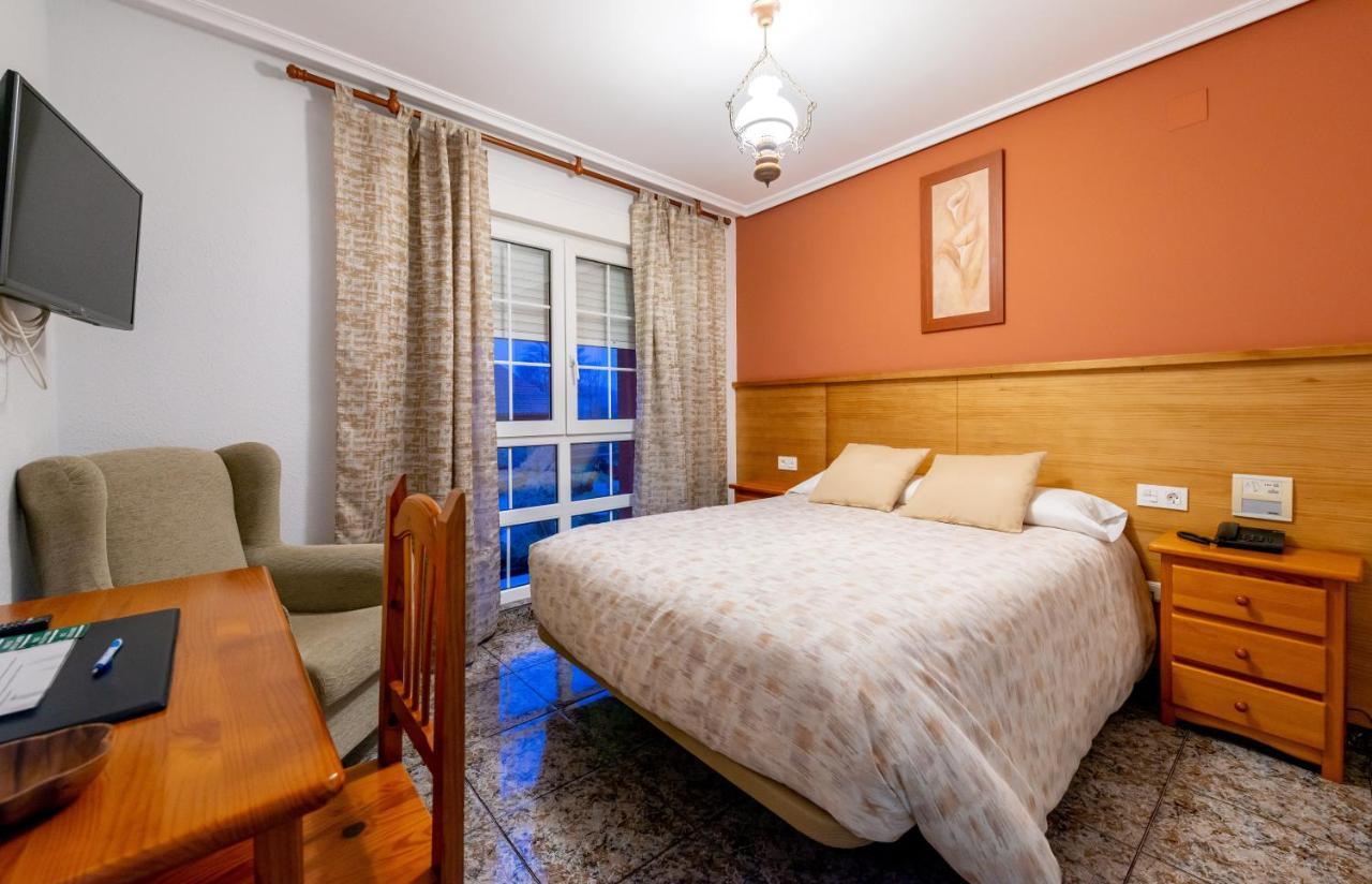 Tierra De La Reina Hotel Boca de Huérgano Kültér fotó